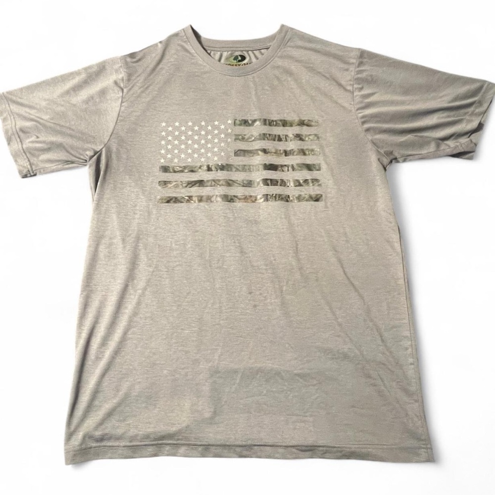Mossy Oak Gray American Flag T-Shirt